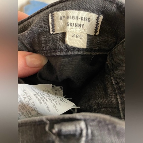 MADEWELL Mid-rise 9" High-Rise Skinny Jeans Black Distressed Raw Hem 6 28T - Picture 4 of 16